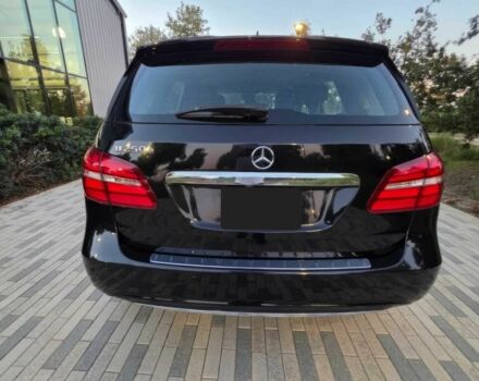 Чорний Мерседес Б-клас, об'ємом двигуна 0 л та пробігом 76 тис. км за 1400 $, фото 5 на Automoto.ua