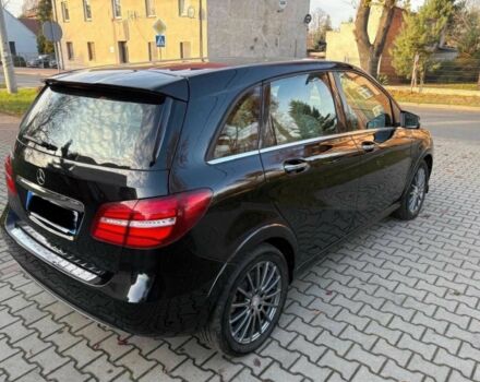 Черный Мерседес Б-класс, объемом двигателя 0 л и пробегом 132 тыс. км за 7500 $, фото 6 на Automoto.ua