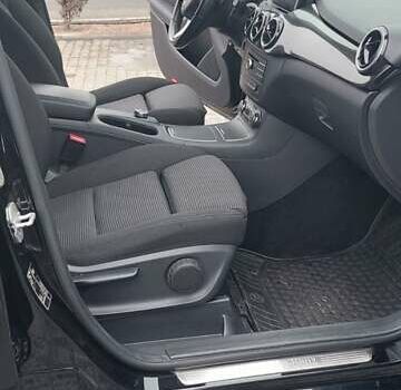 Черный Мерседес Б-класс, объемом двигателя 0 л и пробегом 122 тыс. км за 12291 $, фото 5 на Automoto.ua