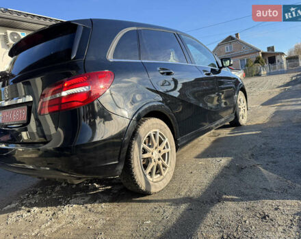 Чорний Мерседес Б-клас, об'ємом двигуна 0 л та пробігом 85 тис. км за 9999 $, фото 7 на Automoto.ua