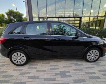 Черный Мерседес Б-класс, объемом двигателя 0 л и пробегом 76 тыс. км за 9800 $, фото 6 на Automoto.ua