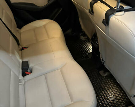 Черный Мерседес Б-класс, объемом двигателя 0 л и пробегом 100 тыс. км за 12700 $, фото 7 на Automoto.ua