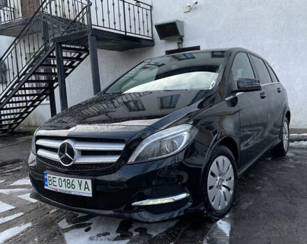 Черный Мерседес Б-класс, объемом двигателя 0 л и пробегом 111 тыс. км за 13000 $, фото 9 на Automoto.ua