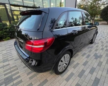 Чорний Мерседес Б-клас, об'ємом двигуна 0 л та пробігом 80 тис. км за 5700 $, фото 4 на Automoto.ua