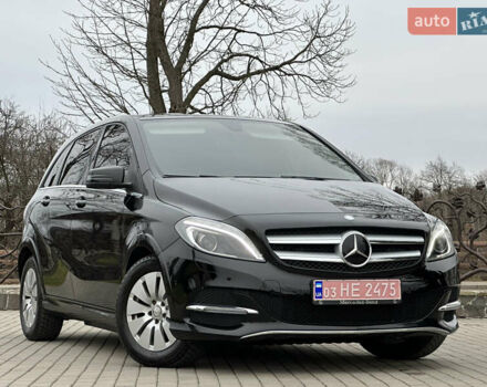 Черный Мерседес Б-класс, объемом двигателя 0 л и пробегом 72 тыс. км за 10550 $, фото 5 на Automoto.ua