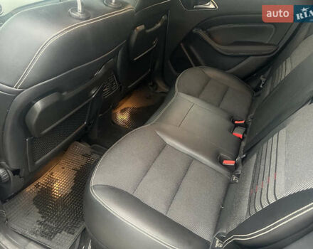 Черный Мерседес Б-класс, объемом двигателя 0 л и пробегом 39 тыс. км за 11000 $, фото 11 на Automoto.ua