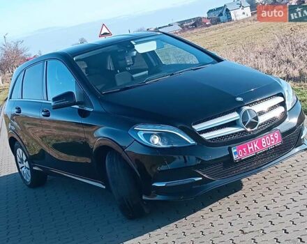 Чорний Мерседес Б-клас, об'ємом двигуна 0 л та пробігом 76 тис. км за 9999 $, фото 19 на Automoto.ua