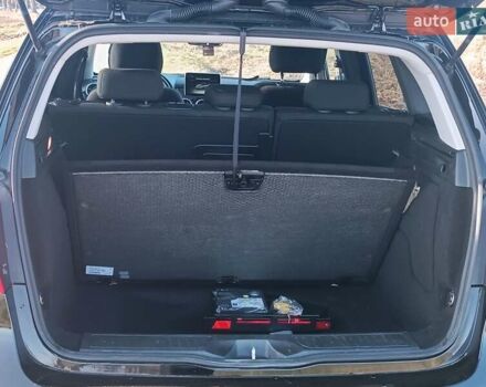 Чорний Мерседес Б-клас, об'ємом двигуна 0 л та пробігом 76 тис. км за 9999 $, фото 33 на Automoto.ua