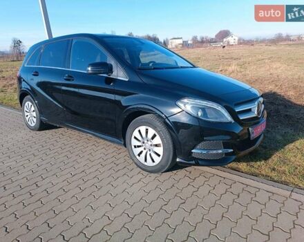 Чорний Мерседес Б-клас, об'ємом двигуна 0 л та пробігом 76 тис. км за 9999 $, фото 32 на Automoto.ua