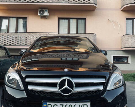 Черный Мерседес Б-класс, объемом двигателя 0 л и пробегом 100 тыс. км за 12700 $, фото 1 на Automoto.ua