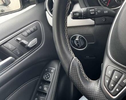 Черный Мерседес Б-класс, объемом двигателя 0 л и пробегом 140 тыс. км за 10000 $, фото 18 на Automoto.ua