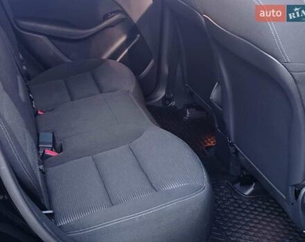 Чорний Мерседес Б-клас, об'ємом двигуна 0 л та пробігом 76 тис. км за 9999 $, фото 48 на Automoto.ua