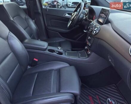 Черный Мерседес Б-класс, объемом двигателя 0 л и пробегом 66 тыс. км за 13500 $, фото 18 на Automoto.ua