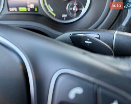 Чорний Мерседес Б-клас, об'ємом двигуна 0 л та пробігом 90 тис. км за 9250 $, фото 16 на Automoto.ua