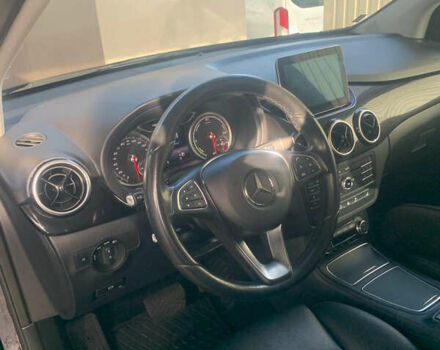 Чорний Мерседес Б-клас, об'ємом двигуна 0 л та пробігом 69 тис. км за 10900 $, фото 6 на Automoto.ua