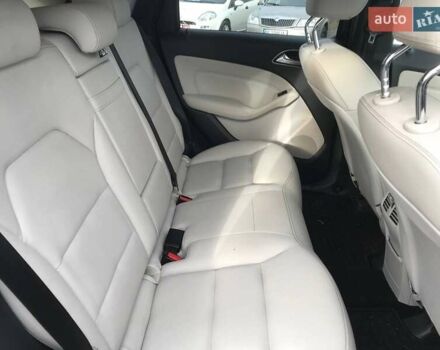 Чорний Мерседес Б-клас, об'ємом двигуна 0 л та пробігом 118 тис. км за 12490 $, фото 12 на Automoto.ua