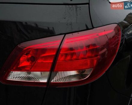 Чорний Мерседес Б-клас, об'ємом двигуна 0 л та пробігом 76 тис. км за 11790 $, фото 10 на Automoto.ua