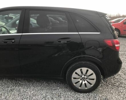 Черный Мерседес Б-класс, объемом двигателя 0 л и пробегом 118 тыс. км за 12490 $, фото 19 на Automoto.ua