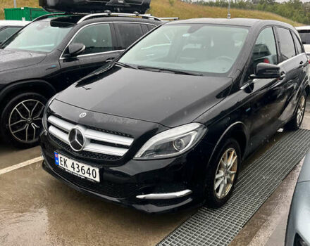Чорний Мерседес Б-клас, об'ємом двигуна 0 л та пробігом 73 тис. км за 11500 $, фото 49 на Automoto.ua