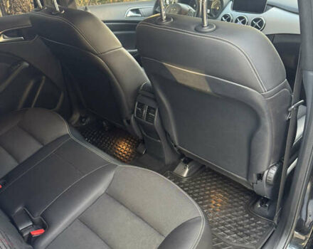 Черный Мерседес Б-класс, объемом двигателя 0 л и пробегом 137 тыс. км за 10350 $, фото 13 на Automoto.ua