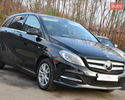 Чорний Мерседес Б-клас, об'ємом двигуна 0 л та пробігом 73 тис. км за 11500 $, фото 4 на Automoto.ua