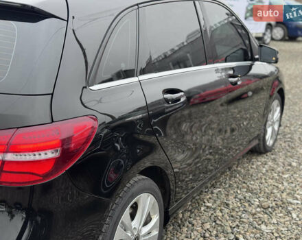 Черный Мерседес Б-класс, объемом двигателя 1.99 л и пробегом 125 тыс. км за 17500 $, фото 11 на Automoto.ua