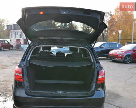 Чорний Мерседес Б-клас, об'ємом двигуна 0 л та пробігом 73 тис. км за 11500 $, фото 21 на Automoto.ua