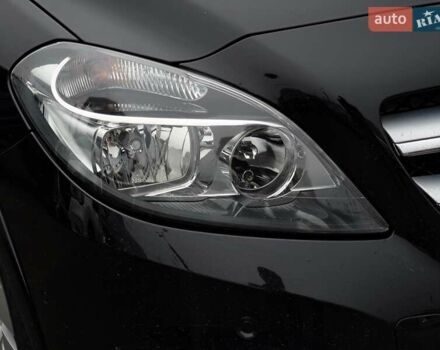 Чорний Мерседес Б-клас, об'ємом двигуна 0 л та пробігом 76 тис. км за 11790 $, фото 3 на Automoto.ua