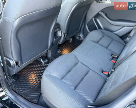 Чорний Мерседес Б-клас, об'ємом двигуна 0 л та пробігом 90 тис. км за 9250 $, фото 23 на Automoto.ua