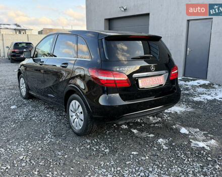 Чорний Мерседес Б-клас, об'ємом двигуна 0 л та пробігом 90 тис. км за 9250 $, фото 2 на Automoto.ua