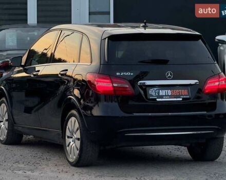 Черный Мерседес Б-класс, объемом двигателя 0 л и пробегом 66 тыс. км за 13500 $, фото 7 на Automoto.ua