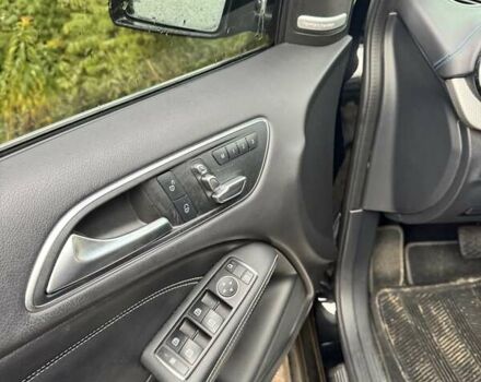 Черный Мерседес Б-класс, объемом двигателя 0 л и пробегом 70 тыс. км за 12000 $, фото 7 на Automoto.ua