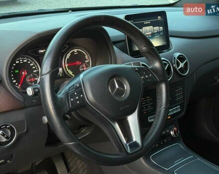 Черный Мерседес Б-класс, объемом двигателя 0 л и пробегом 66 тыс. км за 13500 $, фото 20 на Automoto.ua