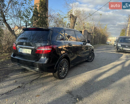 Черный Мерседес Б-класс, объемом двигателя 0 л и пробегом 137 тыс. км за 10350 $, фото 3 на Automoto.ua