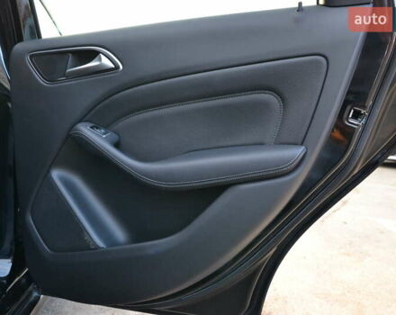 Чорний Мерседес Б-клас, об'ємом двигуна 0 л та пробігом 73 тис. км за 11500 $, фото 23 на Automoto.ua