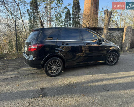 Черный Мерседес Б-класс, объемом двигателя 0 л и пробегом 137 тыс. км за 10350 $, фото 2 на Automoto.ua