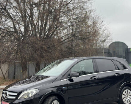 Черный Мерседес Б-класс, объемом двигателя 0 л и пробегом 99 тыс. км за 10500 $, фото 16 на Automoto.ua