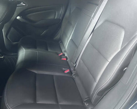 Черный Мерседес Б-класс, объемом двигателя 0 л и пробегом 33 тыс. км за 13500 $, фото 6 на Automoto.ua