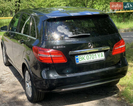 Чорний Мерседес Б-клас, об'ємом двигуна 0 л та пробігом 98 тис. км за 13200 $, фото 6 на Automoto.ua