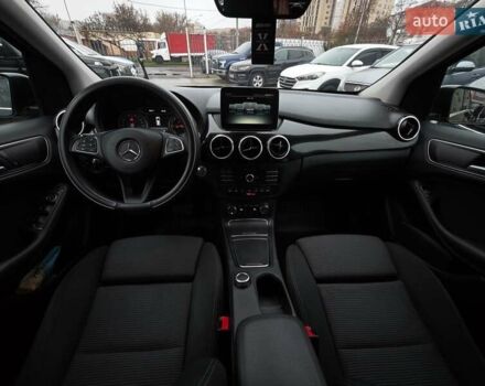 Чорний Мерседес Б-клас, об'ємом двигуна 0 л та пробігом 76 тис. км за 11790 $, фото 14 на Automoto.ua