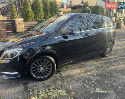Черный Мерседес Б-класс, объемом двигателя 0 л и пробегом 137 тыс. км за 10350 $, фото 23 на Automoto.ua