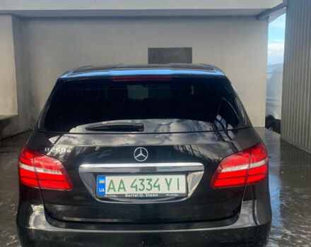 Чорний Мерседес Б-клас, об'ємом двигуна 0 л та пробігом 69 тис. км за 10900 $, фото 2 на Automoto.ua