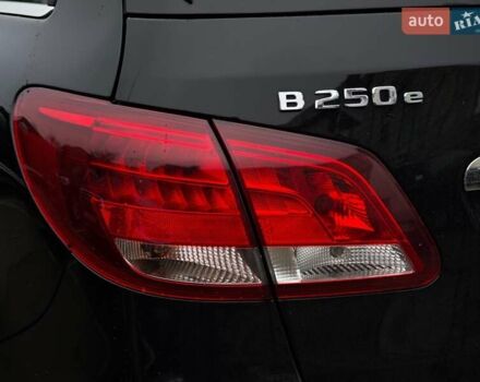 Чорний Мерседес Б-клас, об'ємом двигуна 0 л та пробігом 76 тис. км за 11790 $, фото 11 на Automoto.ua