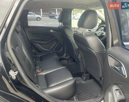 Черный Мерседес Б-класс, объемом двигателя 2.14 л и пробегом 251 тыс. км за 13500 $, фото 24 на Automoto.ua