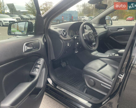 Черный Мерседес Б-класс, объемом двигателя 2.14 л и пробегом 251 тыс. км за 13500 $, фото 17 на Automoto.ua