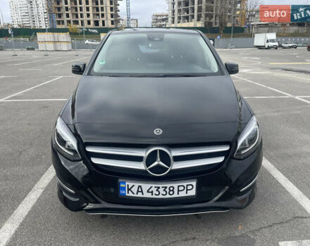 Черный Мерседес Б-класс, объемом двигателя 2.14 л и пробегом 251 тыс. км за 13500 $, фото 1 на Automoto.ua
