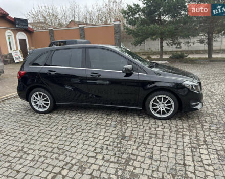 Черный Мерседес Б-класс, объемом двигателя 2 л и пробегом 90 тыс. км за 16900 $, фото 3 на Automoto.ua
