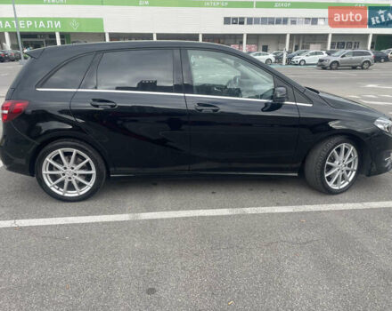 Черный Мерседес Б-класс, объемом двигателя 2.14 л и пробегом 251 тыс. км за 13500 $, фото 6 на Automoto.ua