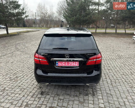 Черный Мерседес Б-класс, объемом двигателя 2 л и пробегом 90 тыс. км за 16900 $, фото 7 на Automoto.ua