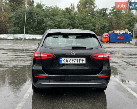 Черный Мерседес Б-класс, объемом двигателя 1.5 л и пробегом 142 тыс. км за 19950 $, фото 5 на Automoto.ua